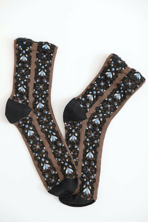 Calcetines con estampado de flores bordadas