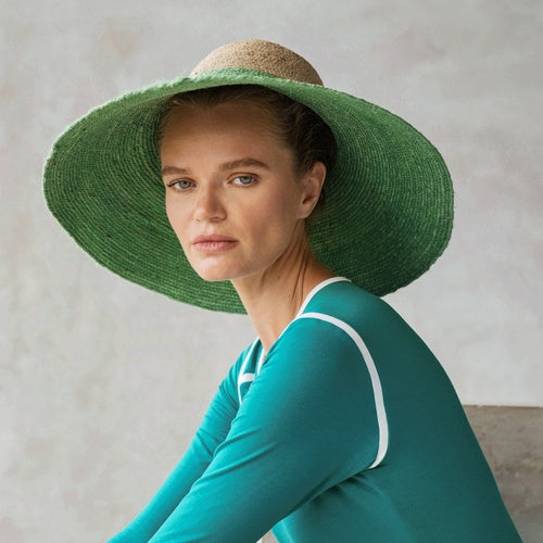 Sombrero de paja tejido a mano de yute RIRI Duo en verde natural y Kelly