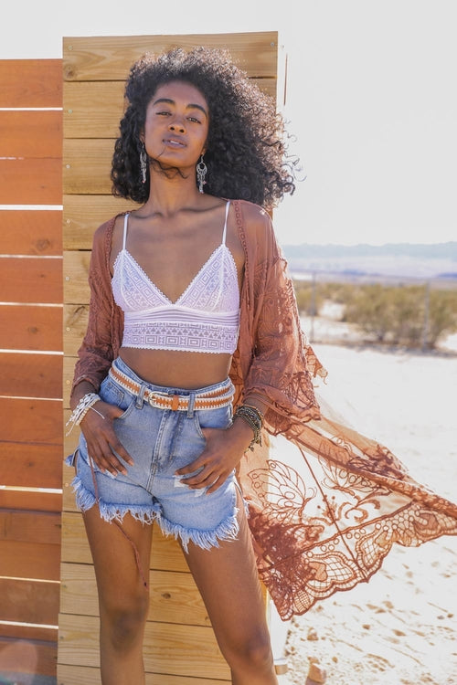 Kimono de encaje bordado transparente
